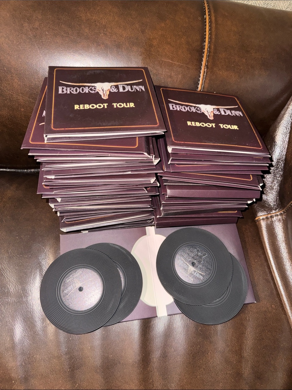 NEW *32 SETS*Brooks & Dunn Official Merch Concert Reboot Tour 128 drink coasters